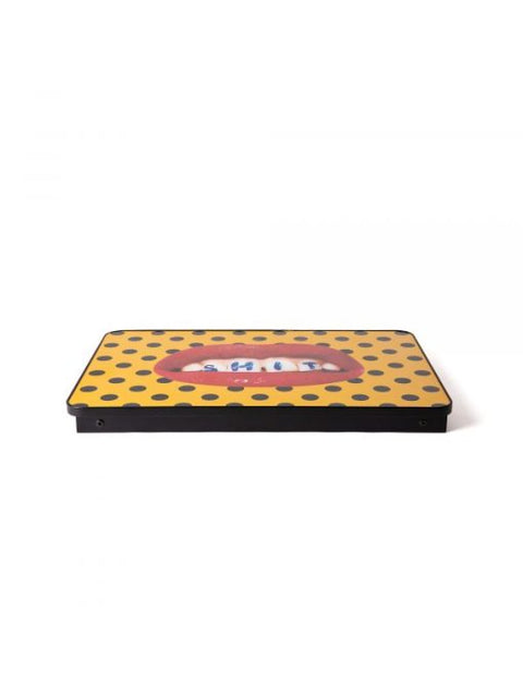 SCHEISSE TABLETT 56X38 19022 SELETTI GELB