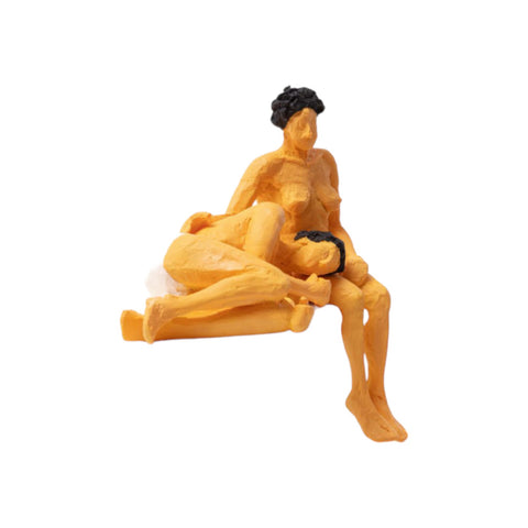 2 SELETTI RESIN STATUETTEN LOVE IS A VERB THEO&ELENA ART. 09005