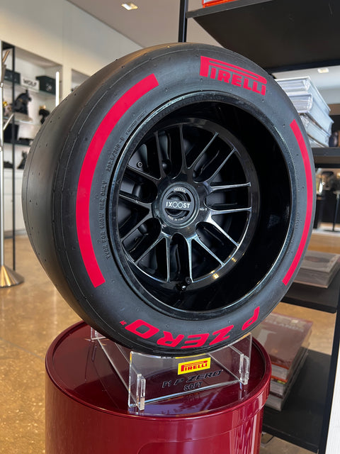 PIRELLI F1 IXOOST ROTER UND SCHWARZER LAUTSPRECHER