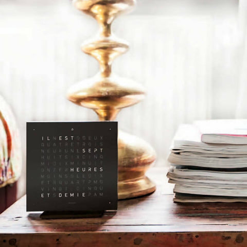 QLOCKTWO TOUCH 13,5X13,5 CM SCHWARZ EISTEE