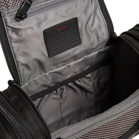 ALPHA HANGING TRAVEL KIT BLACK 150180-1041 TUMI