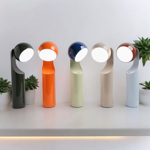 MONO TRAGBARE LESELAMPE IN BEIGE MIT FEINEN LUMEN