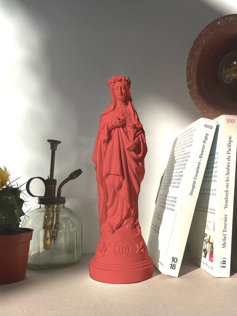KORALLE J'AI VU LA VIERGE STATUETTE MADONNA MIT BLUMEN IN DER HAND 21 CM