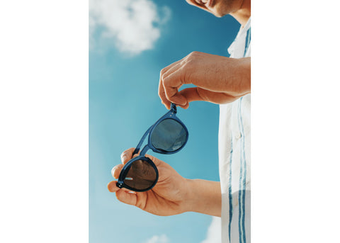 "IZIPIZI SUN N NIGHT BLUE GLASSES"