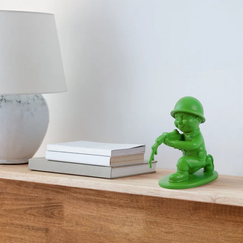 OGGETTO DECORATIVO PLASTIC PEACE CM 20X10.5 H 20 ART. 09018 SELETTI