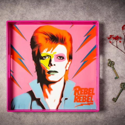 VASSOIO BOWIE PINK PLATEAU LAQUE' CARRE' 33X33 BLUE SHAKER