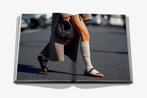 ASSOULINE THE BOOK OF ICONIC SHOES
