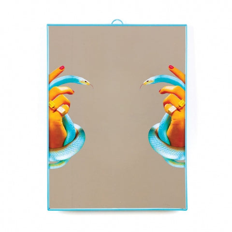 MIRROR SELETTI TOILETPAPER 30X40 HANDS WITH SNAKES 17125