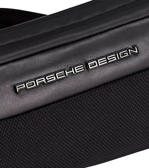 "PORSCHE DESIGN ROADSTER TRAVEL POUCH ART ONY01530"